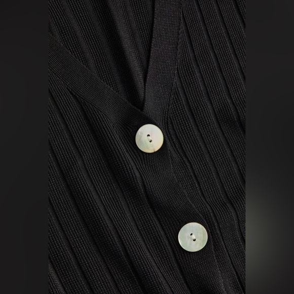 H&M Knit Co-ord Set - Picture 4 of 11